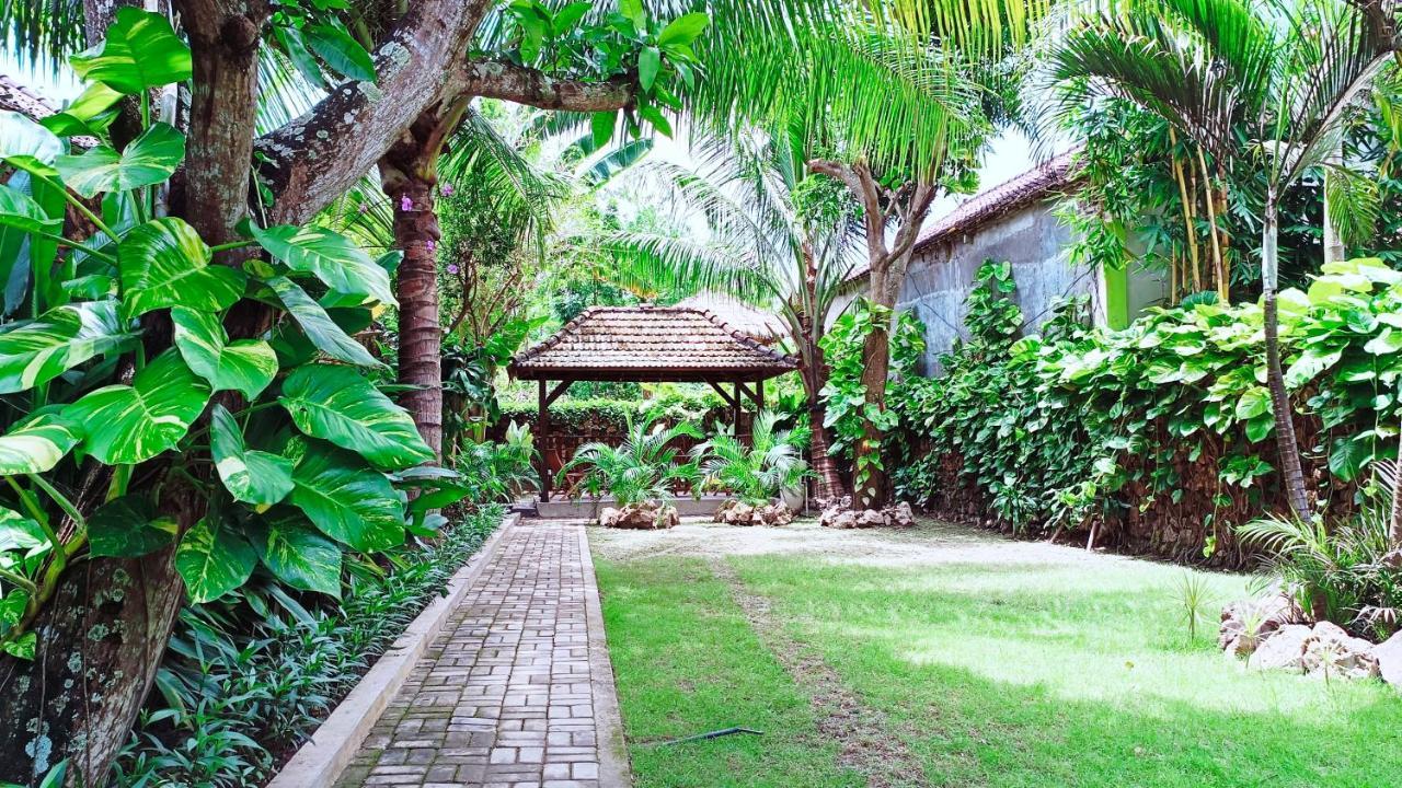 Dalai Tropical Hotel Kuta  Екстериор снимка